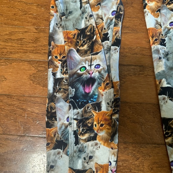 Abandon ship evil kitty pants - Picture 2 of 2